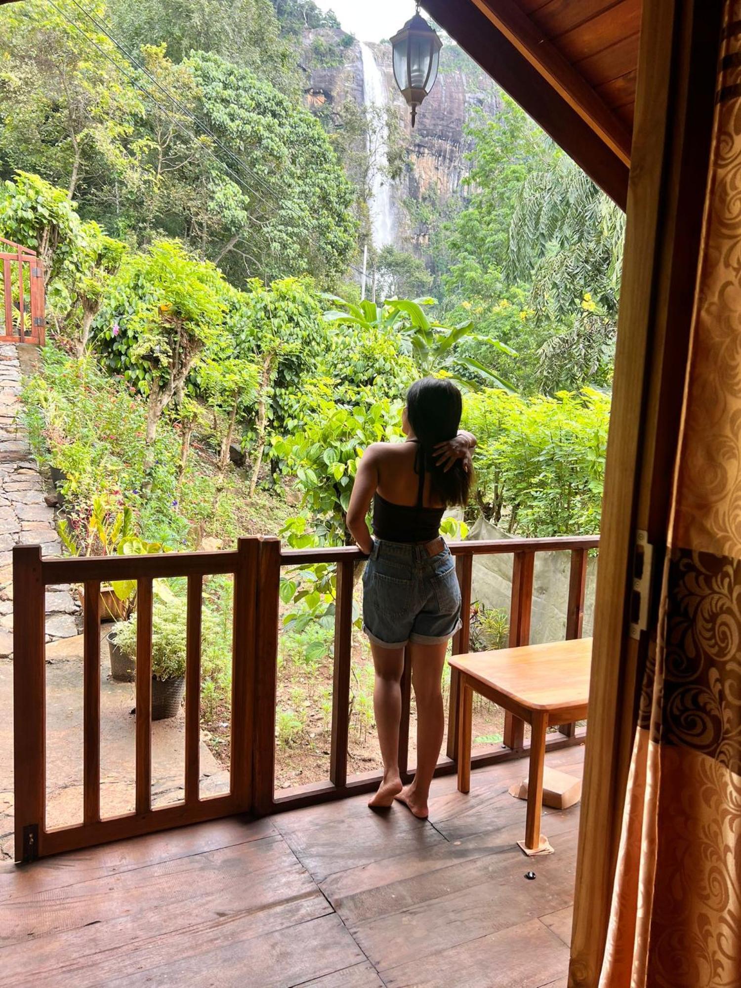 Hotel Diyaluma View Cotage à Koslanda Extérieur photo